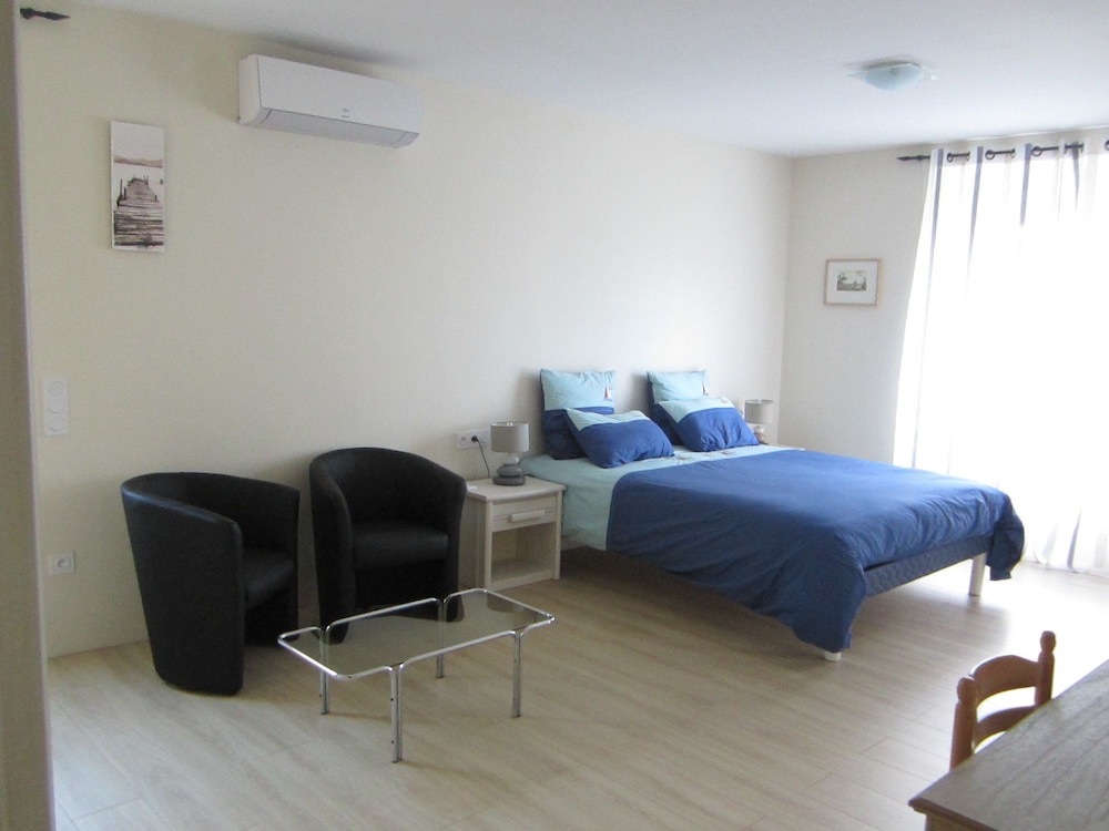 Comfort Double Room (La Rochelle) photo 1