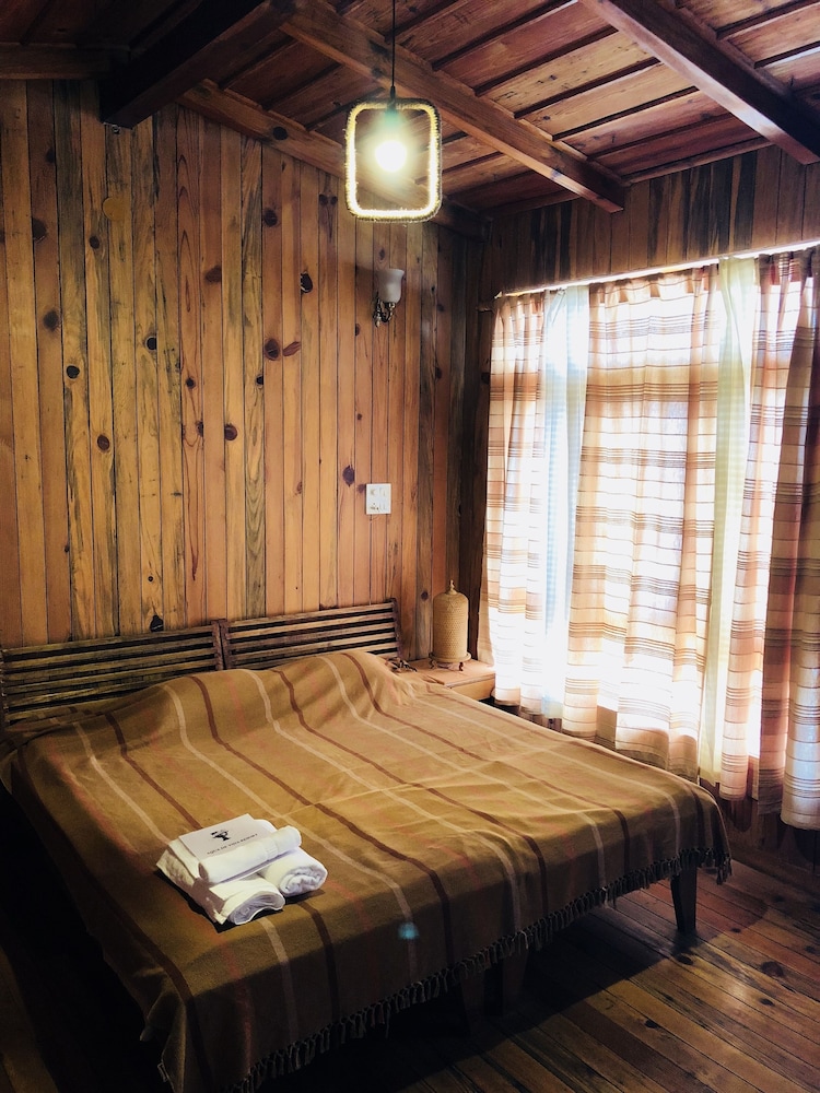 Swiss Chalet Rooms - Photo 1