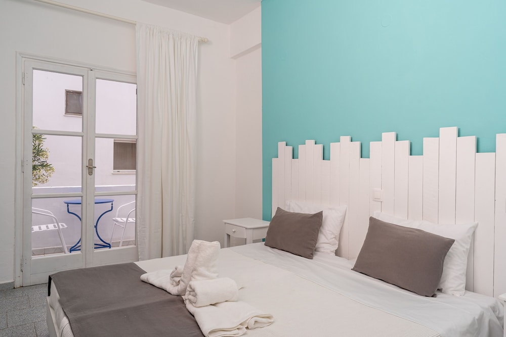 Classic Double or Twin Room - Photo 3