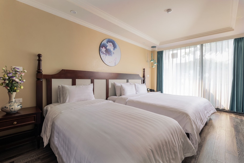 Family Triple Room, Balcony
