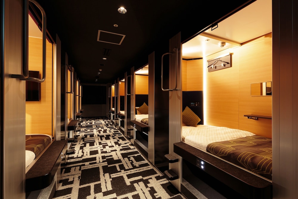 ROH(Renovation Floor, Men's Floor) (Cleaning is Optional with Additional Cost) photo 1