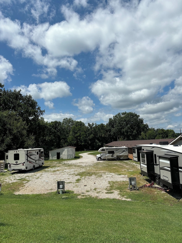 Campgrounds Spot For Rvs And Campers photo 1