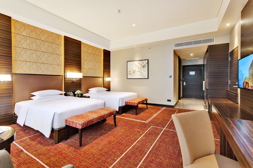 Room, 2 Twin Beds (Club Access) photo 2