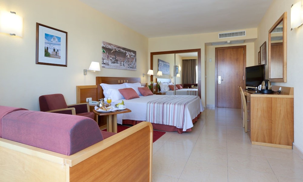 Superior Double Room, Balcony, Sea View photo 3