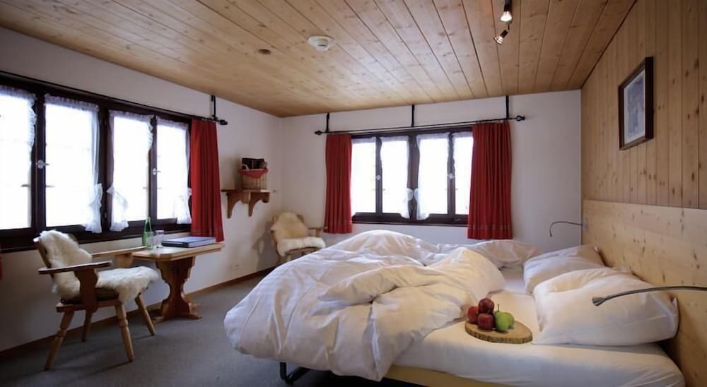 Double Room (Small) photo 2