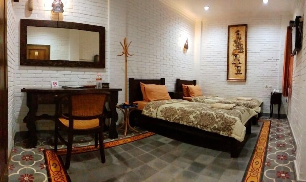 Standard Twin Room photo 3