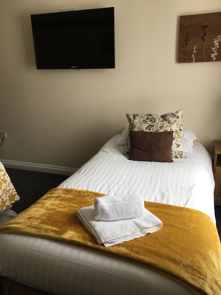 Twin Room, 2 Twin Beds, Non Smoking photo 1