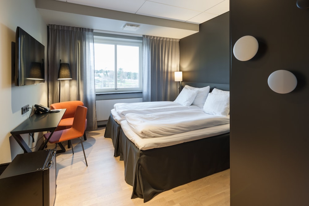 Room (Four Beds Separate Building) photo 1