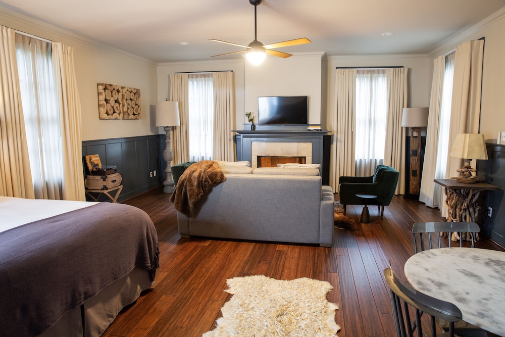 Premium Cottage, 1 King Bed with Sofa bed (Casa Olema)