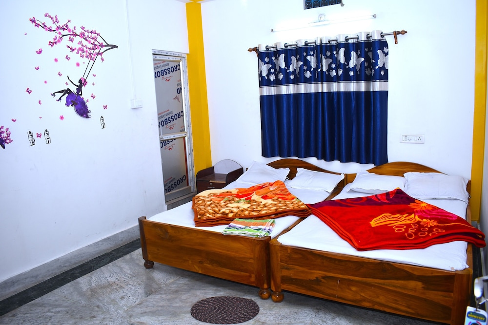 Standard Triple Room photo 2