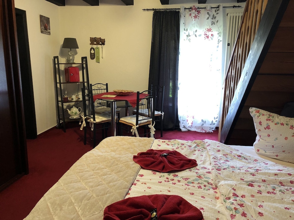 Deluxe Suite, Hot Tub, Courtyard View (2 Personen)