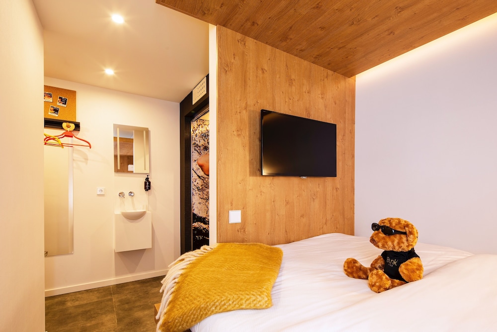 BUNK ROOM + photo 3