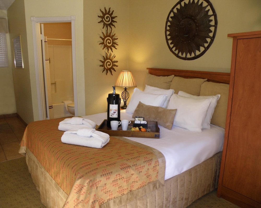Studio, 1 Queen Bed