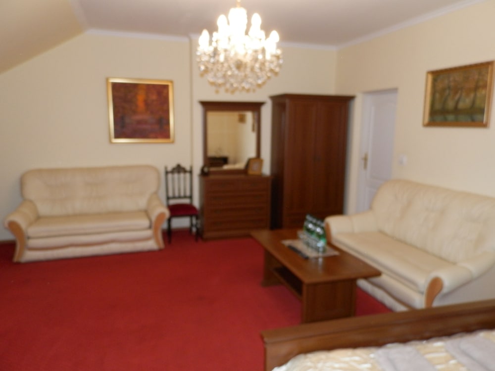 Room (7 Persons; Number 212) photo 2