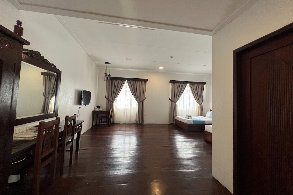 Twin Room - Photo 5