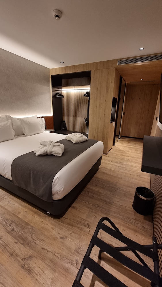 Superior Double Room - Photo 11