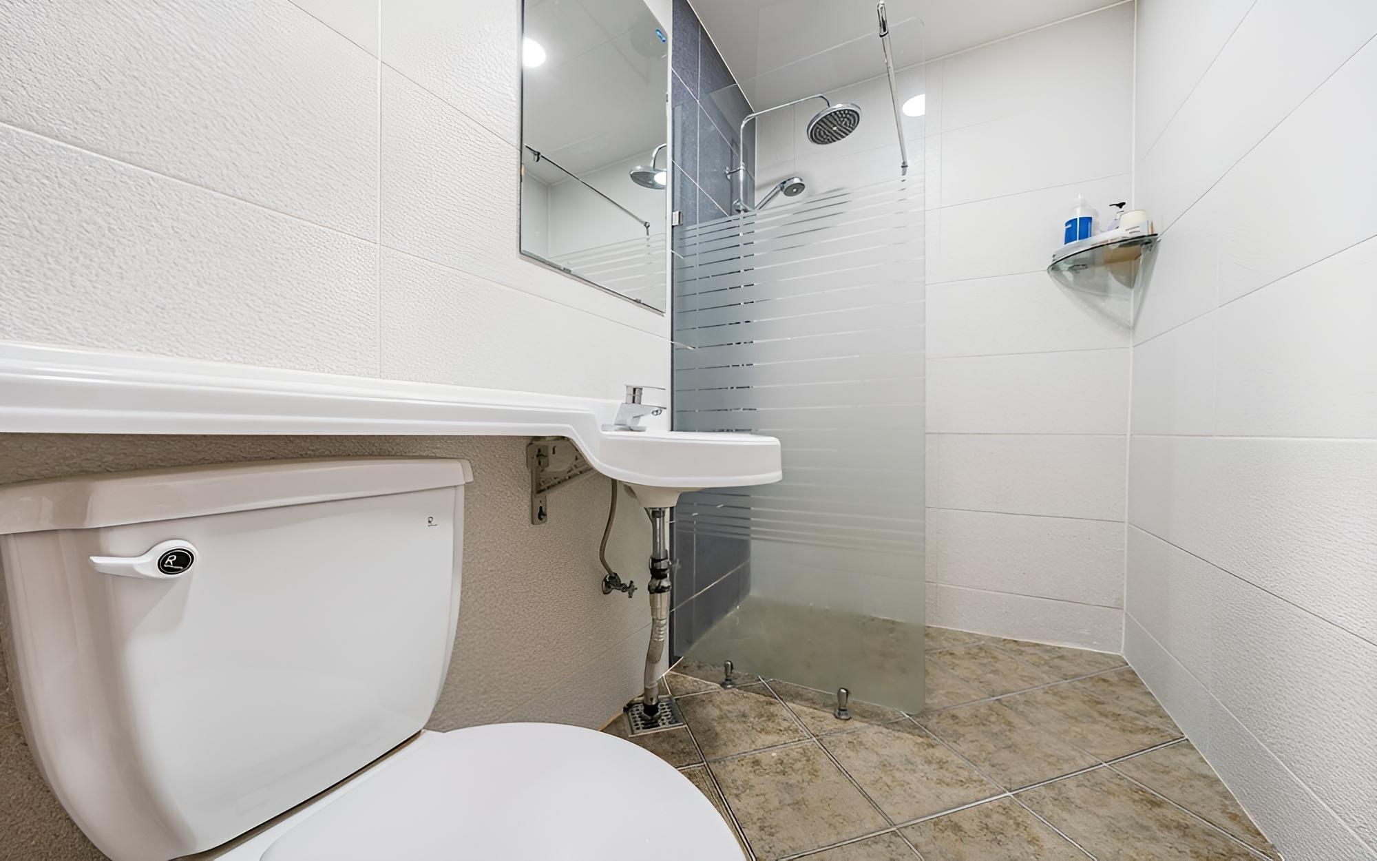 Room (Ondol room with sea view) - Photo 1