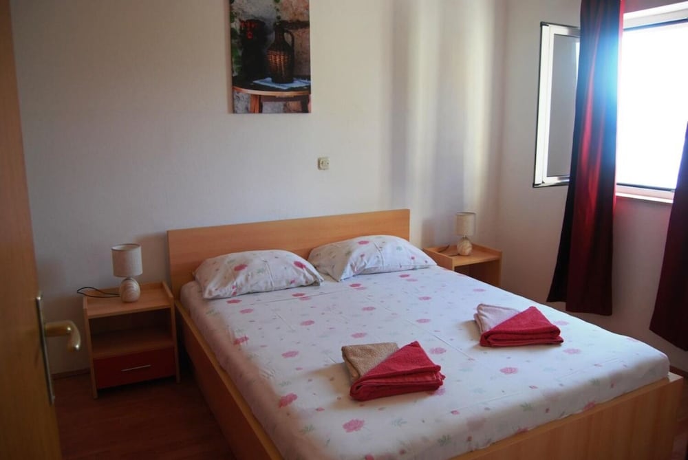 Apartment (Krila - cozy and seaview - A2(2+1)) photo 2