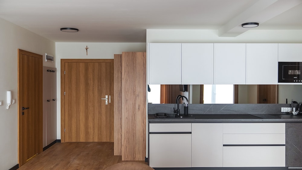 Apartment (P8) photo 3
