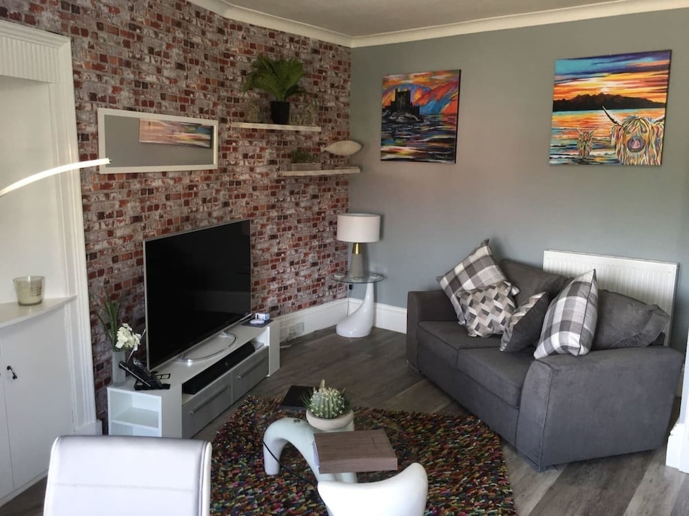 Apartment - Photo 1
