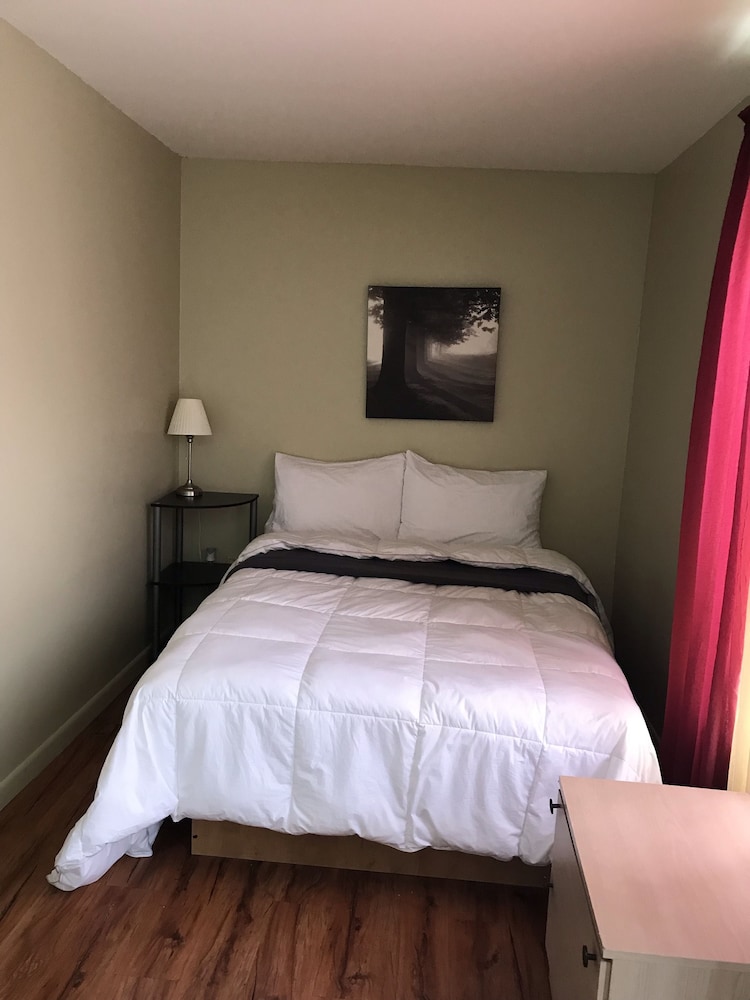 Standard Room, 2 Double Beds (No7 ) photo 2