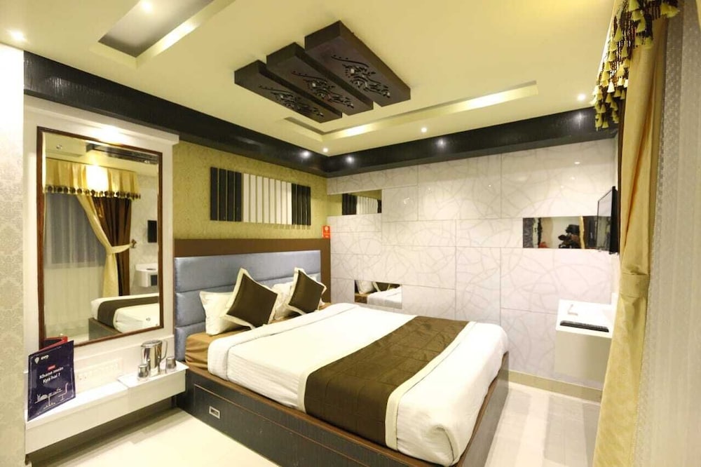 Deluxe Double Bedded Room photo 1