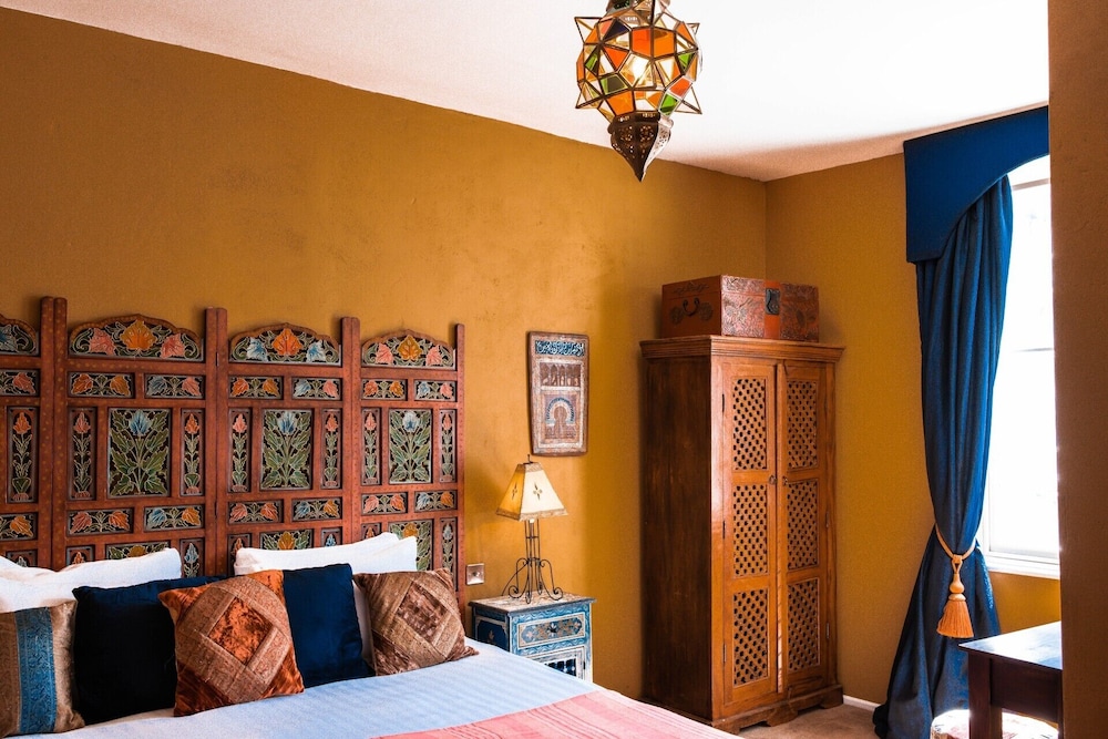 Superior Double Room, Ensuite (Moroccan) photo 1