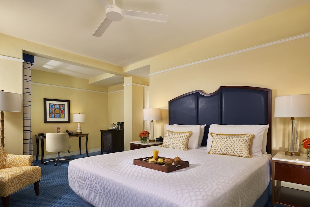 Standard Room, 1 King Bed (Colonial King) - Photo 1