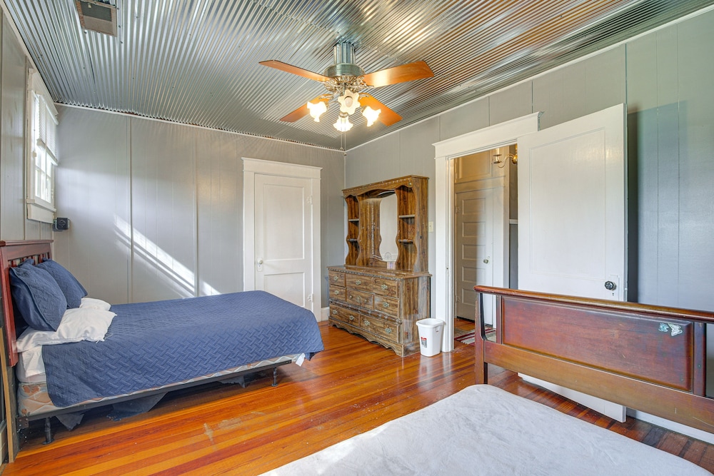 House (5 Bedrooms) photo 1