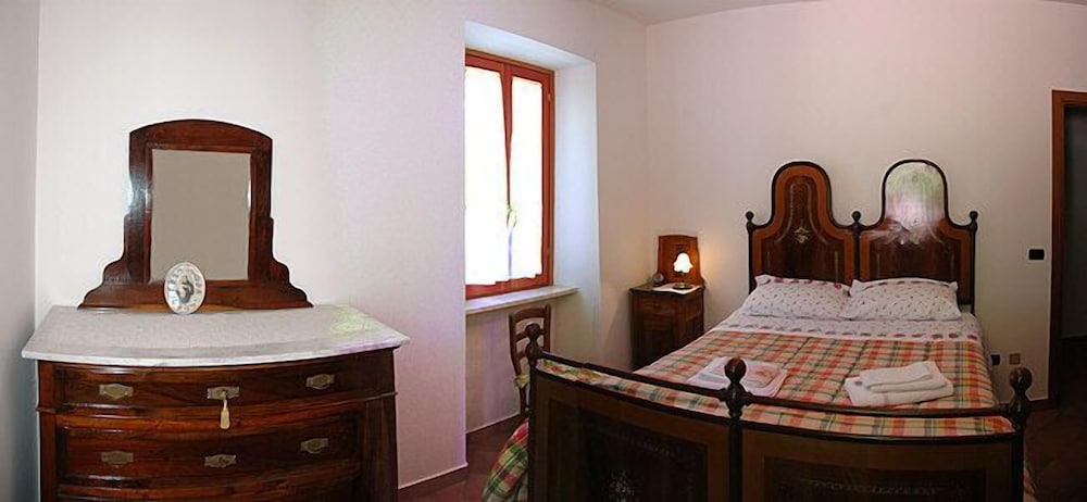 Double or Twin Room photo 1