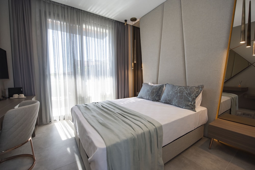 Exclusive Room - Photo 17