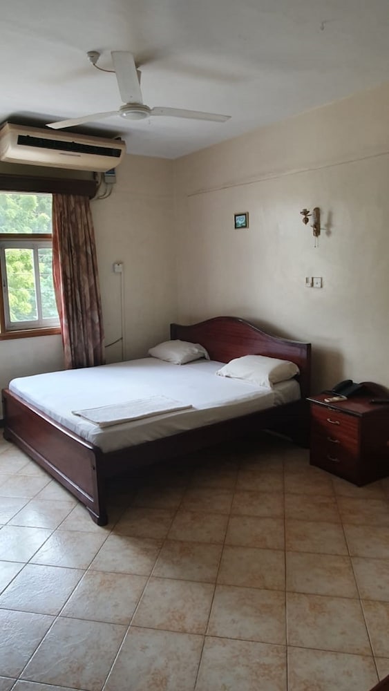 Standard Double Room photo 3