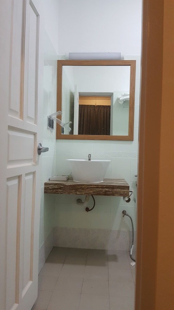 Deluxe Double Room, Accessible, Non Smoking photo 2