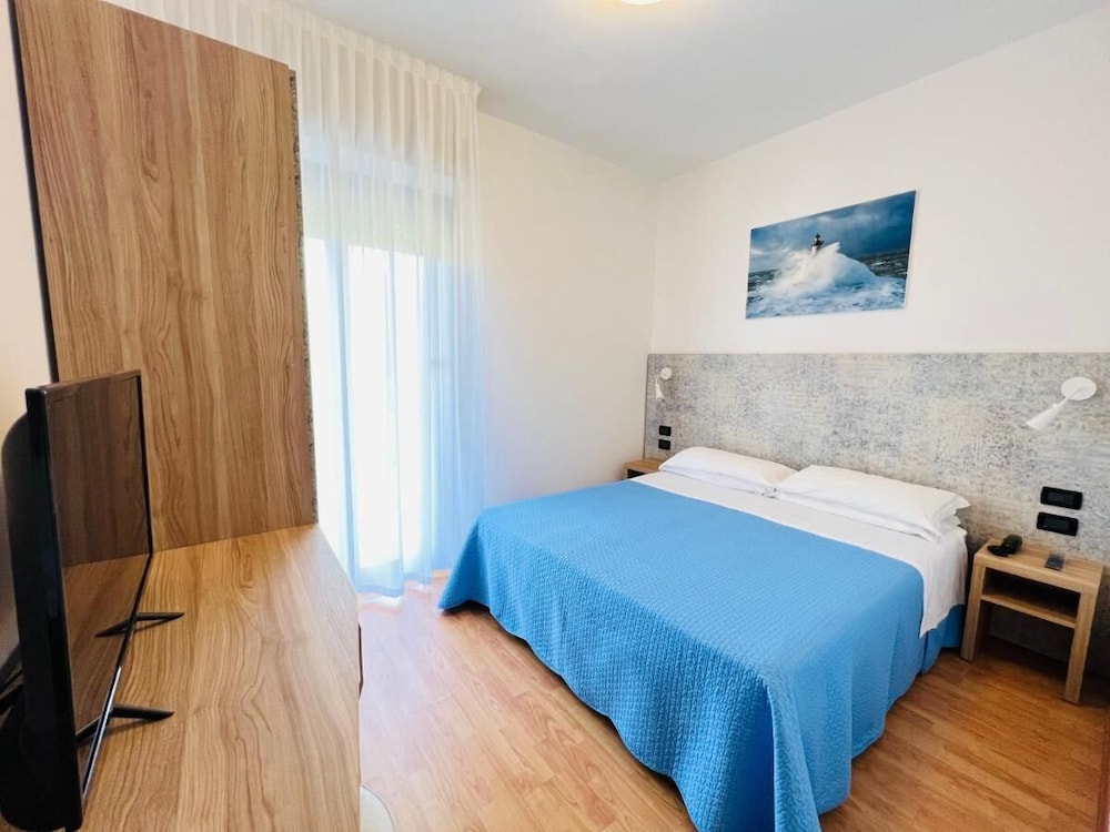 Standard Quadruple Room, Balcony