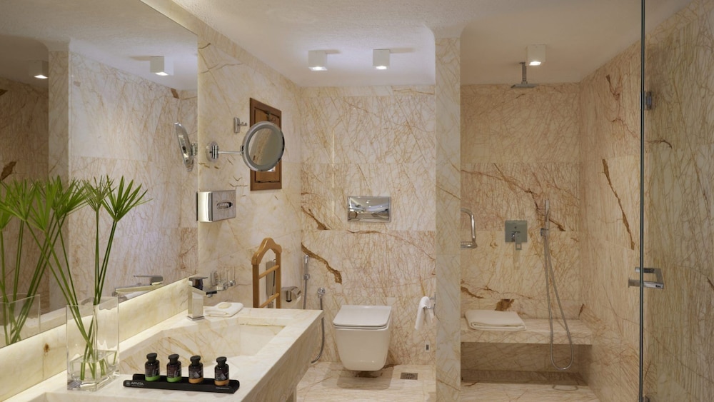 Superior Bungalow Heatable Private Pool - Photo 4