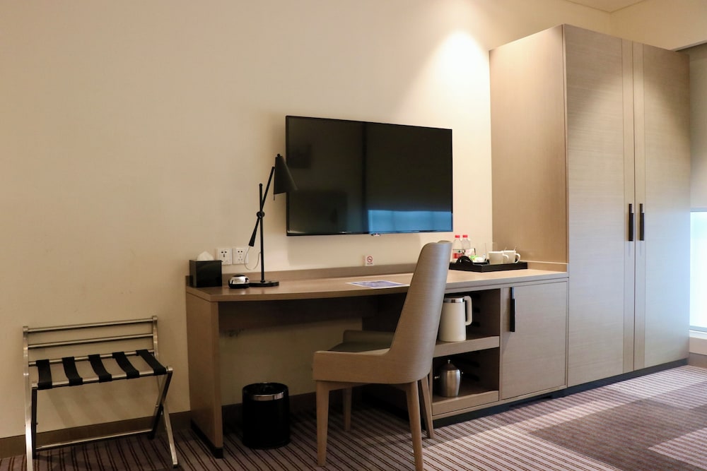 Room, 2 Single Beds with Sofa bed photo 2