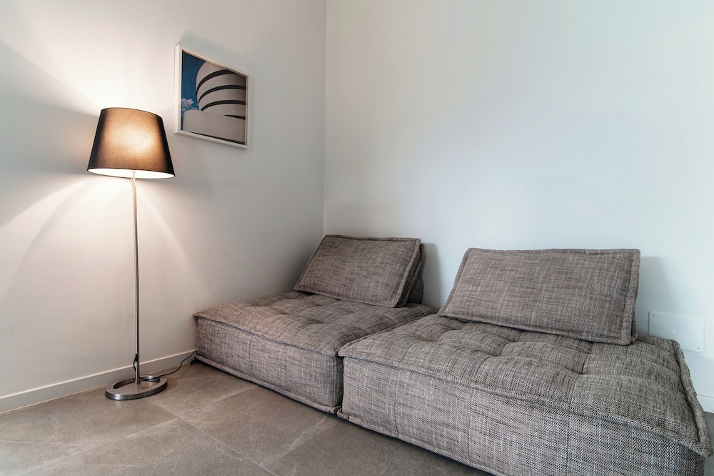 Comfort Apartment, City View
