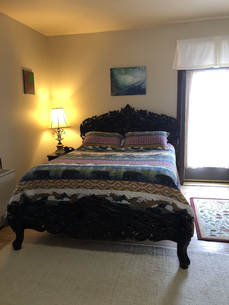 Deluxe, 1 queen, fireplace