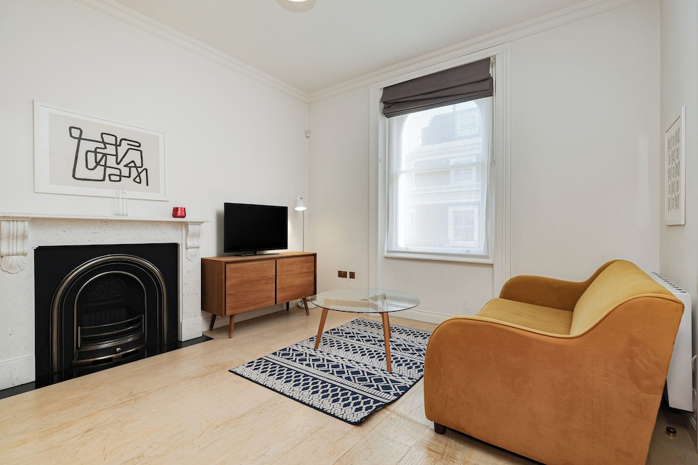 Economy Apartment photo 1