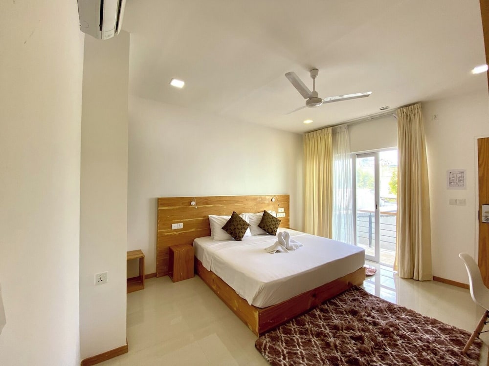 Luxury Double Room, 1 King Bed photo 3