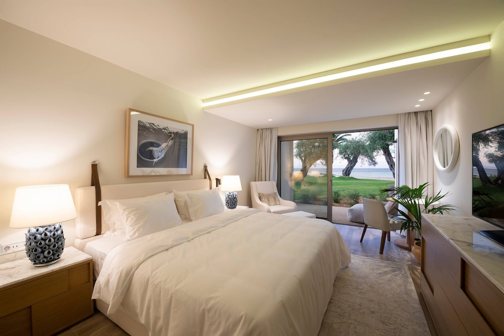 Room, 1 King Bed, Non Smoking, Sea View photo 3