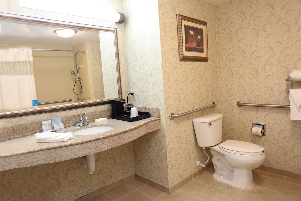 Room, 2 Queen Beds, Accessible, Non Smoking photo 3