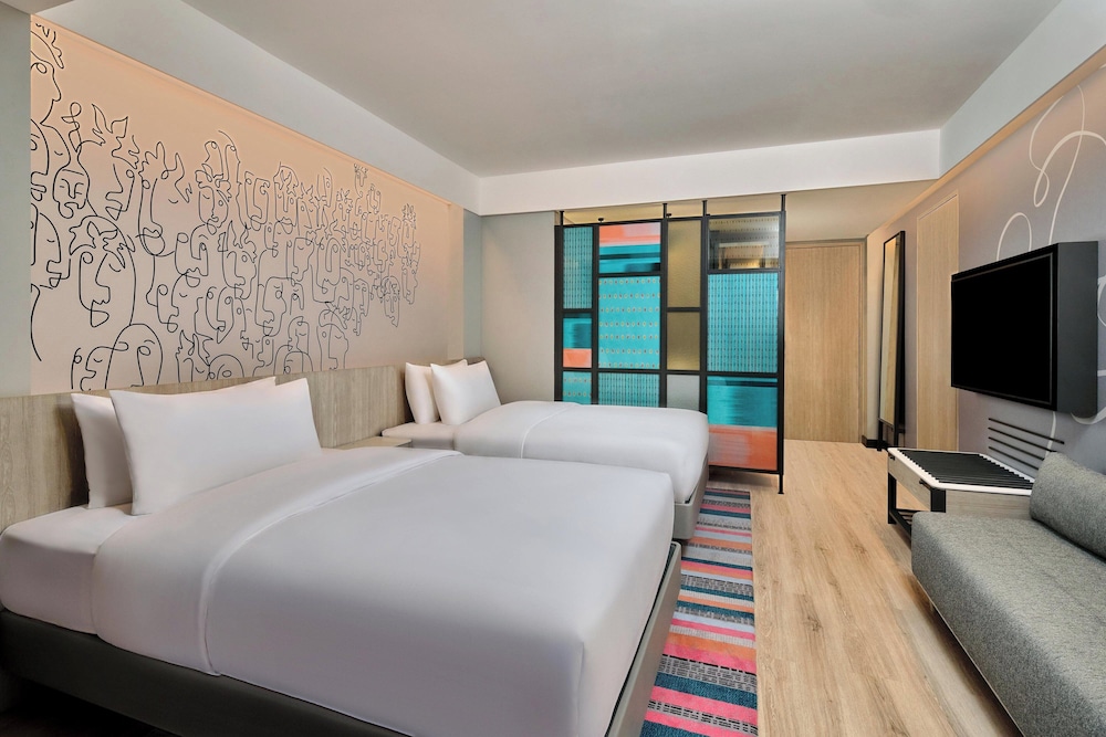 aloft Double Room, Room, 2 Double Beds, Balcony - Photo 1