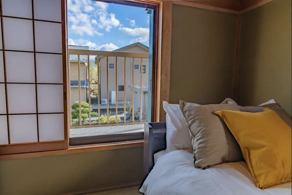 Private Vacation Home - Photo 12