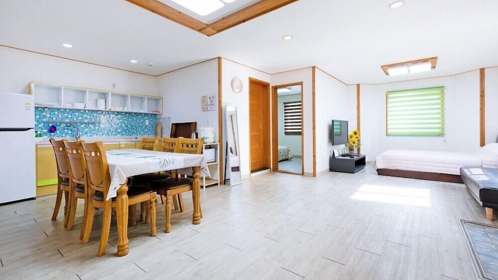 Room (osondoson(organization)) - Photo 1