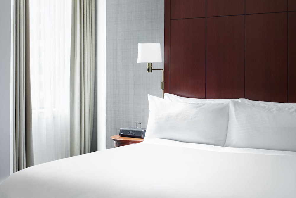 Room, 1 Queen Bed - Photo 2