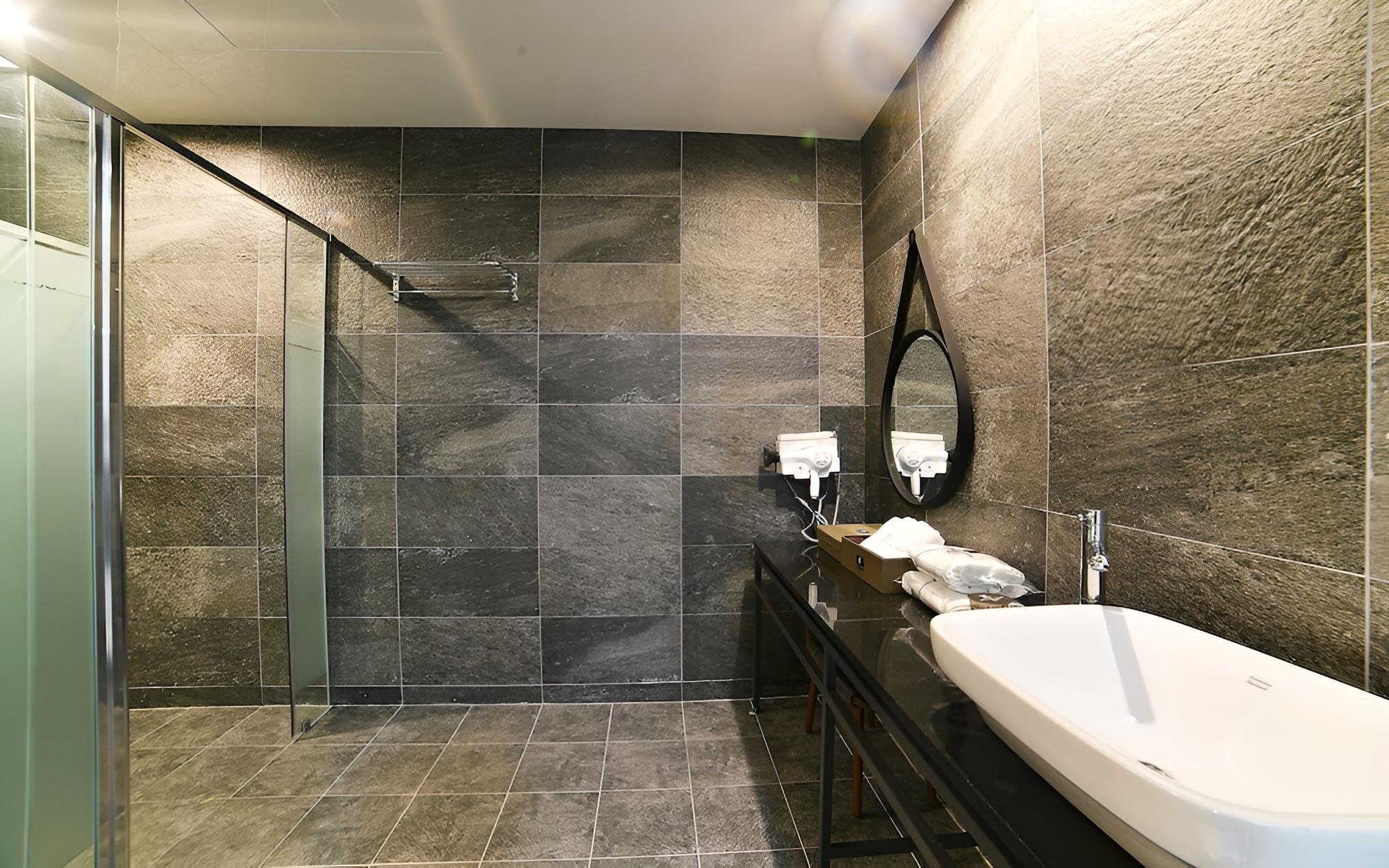 Room (1 room 1 parking VIP (family bath sty) - Photo 6