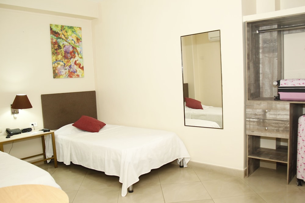 Standard Double Room photo 3