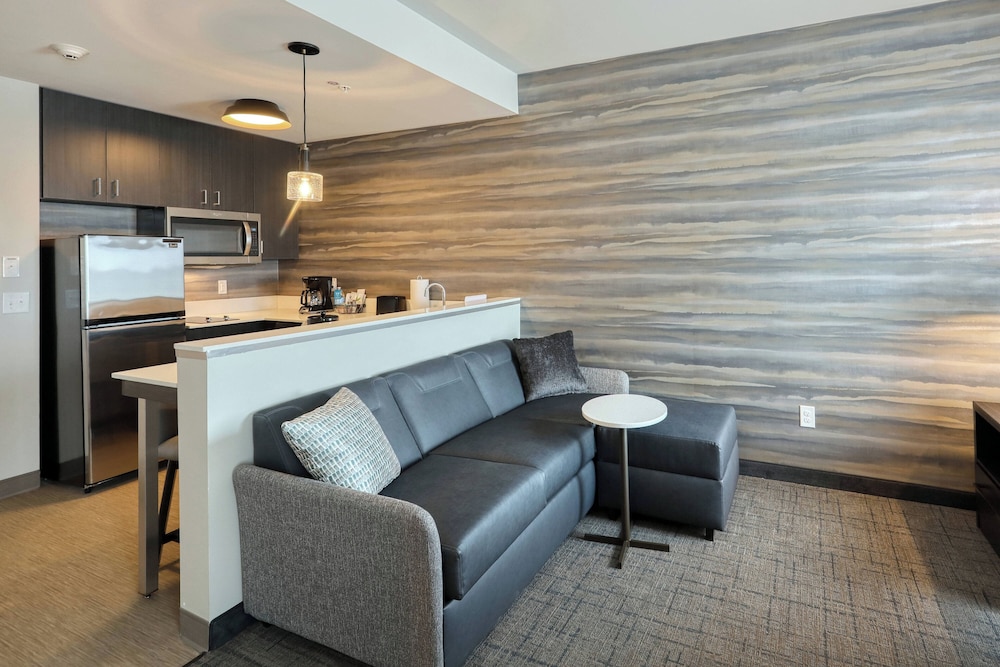 Suite, 1 Bedroom (Mobility Accessible, Tub)