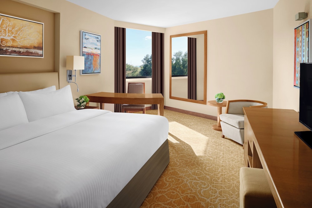 Classic Room, 1 King Bed - Photo 1